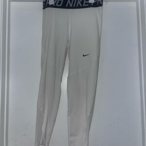 Nike Pro leggings